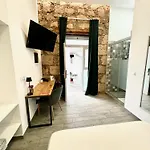 The Cathedral Vegueta Hotel 2*