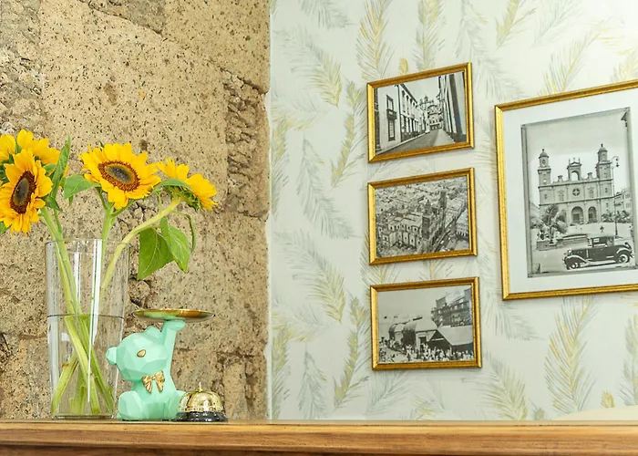 The Cathedral Vegueta Hotel